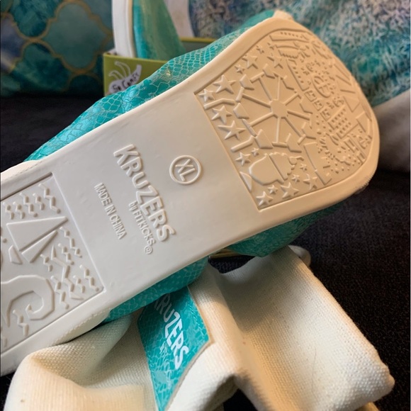 Kruger’s Fold up shoes NEW - Picture 3 of 8